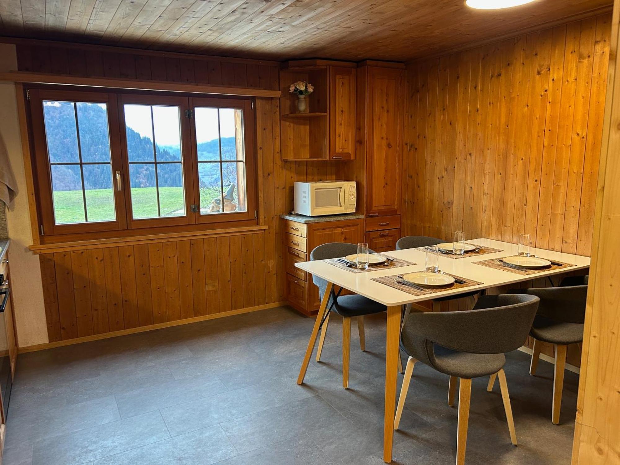 Latura - 3.5 Zimmerwohnung Fuer 4 Personen, 80M2 Buchen im Prattigau Exterior foto